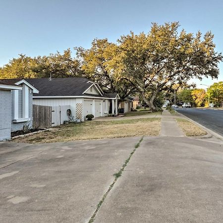 Gorgeous Austin Getaway With Fire Pit About 8 Mi To Dtwn Βίλα Εξωτερικό φωτογραφία