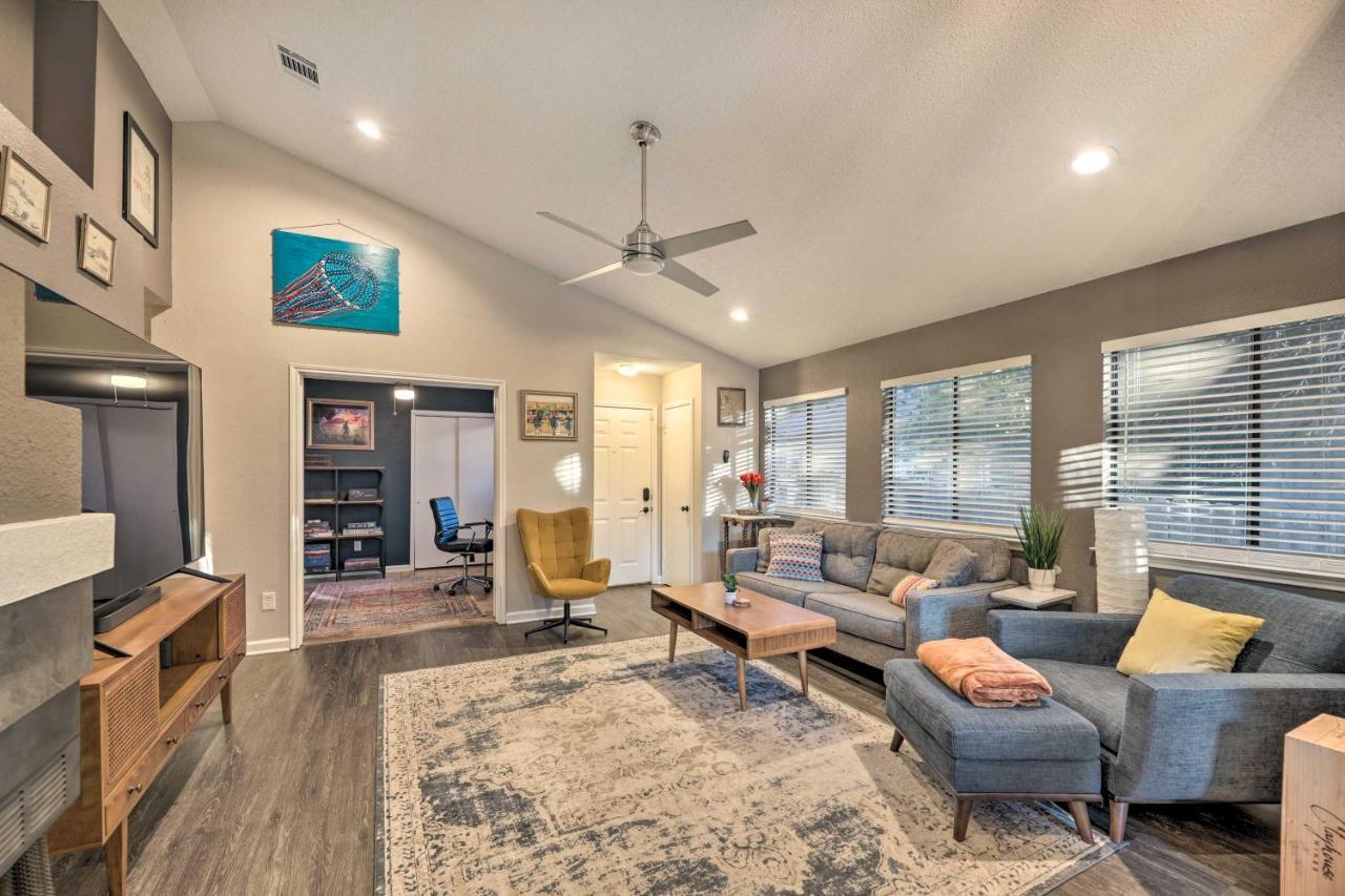 Gorgeous Austin Getaway With Fire Pit About 8 Mi To Dtwn Βίλα Εξωτερικό φωτογραφία
