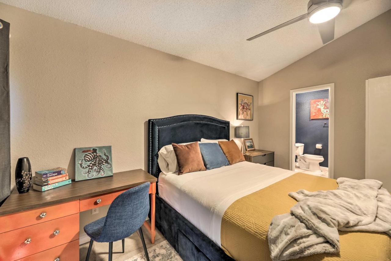 Gorgeous Austin Getaway With Fire Pit About 8 Mi To Dtwn Βίλα Εξωτερικό φωτογραφία