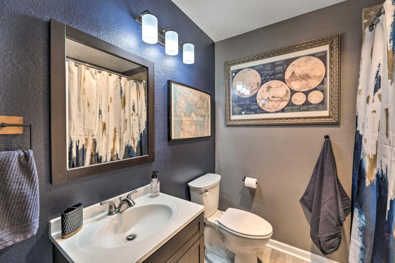 Gorgeous Austin Getaway With Fire Pit About 8 Mi To Dtwn Βίλα Εξωτερικό φωτογραφία